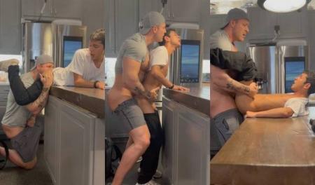 Aren't I a Lucky Boy – Austin Wolf, Damien Grey