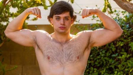 Dillon James Puts On A Solo Show