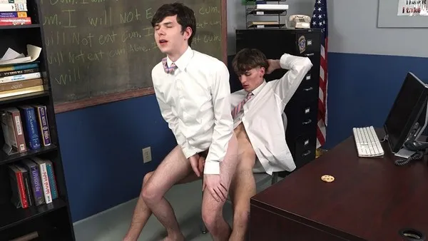 Who Will Eat the Cum Cookie? – Dakota Lovell, Leo Gates